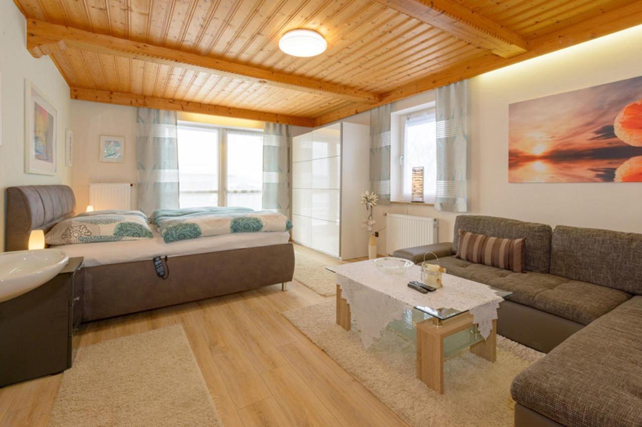 Ferienwohnung Voelkl Bobrach ภายนอก รูปภาพ